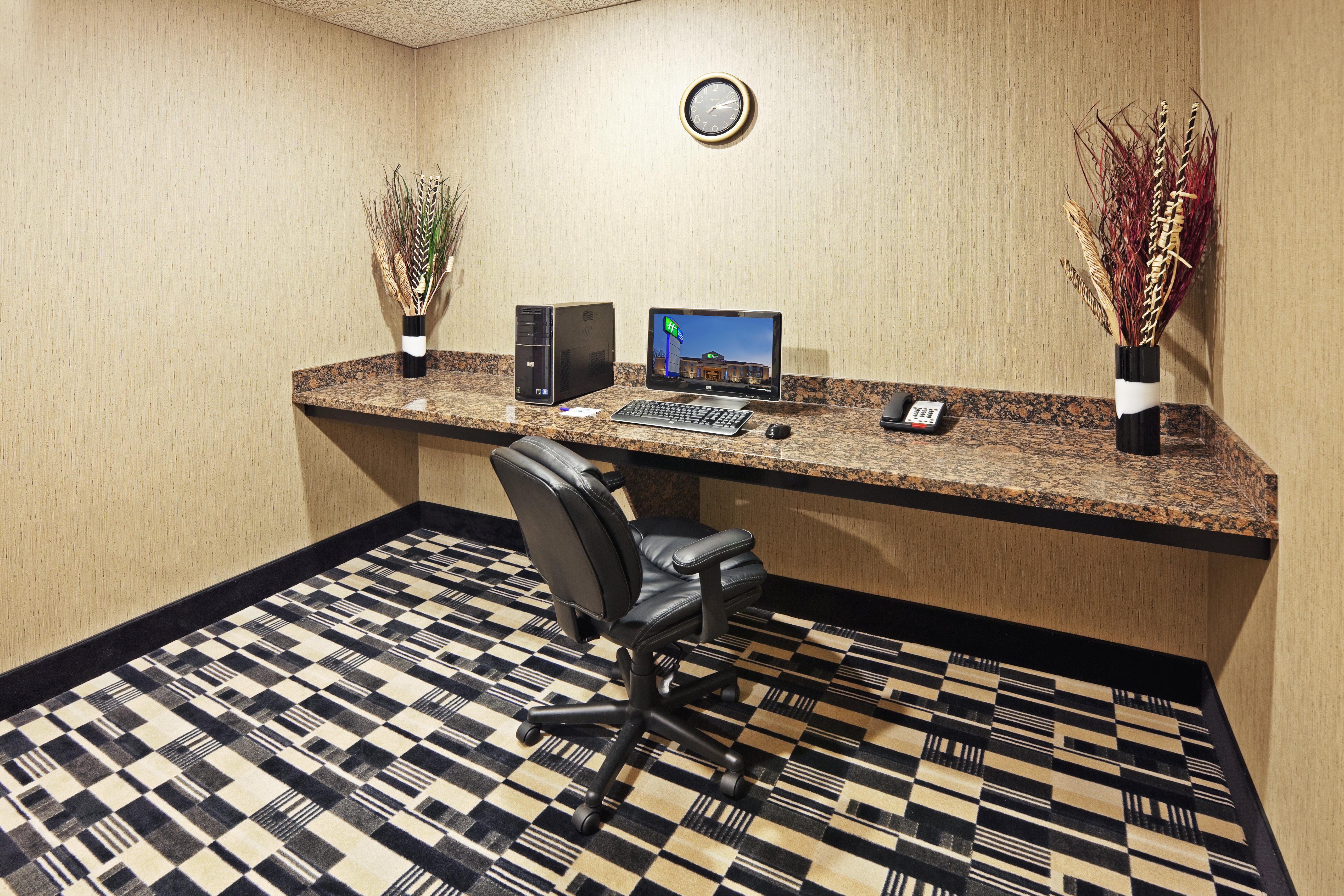 Holiday Inn Express Hotels & Suites Jacksonville By Ihg Bagian luar foto