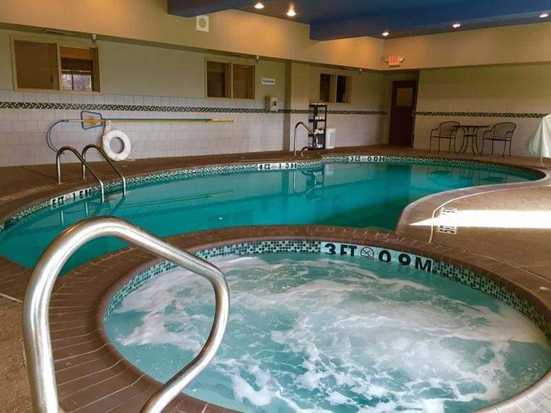 Holiday Inn Express Hotels & Suites Jacksonville By Ihg Bagian luar foto